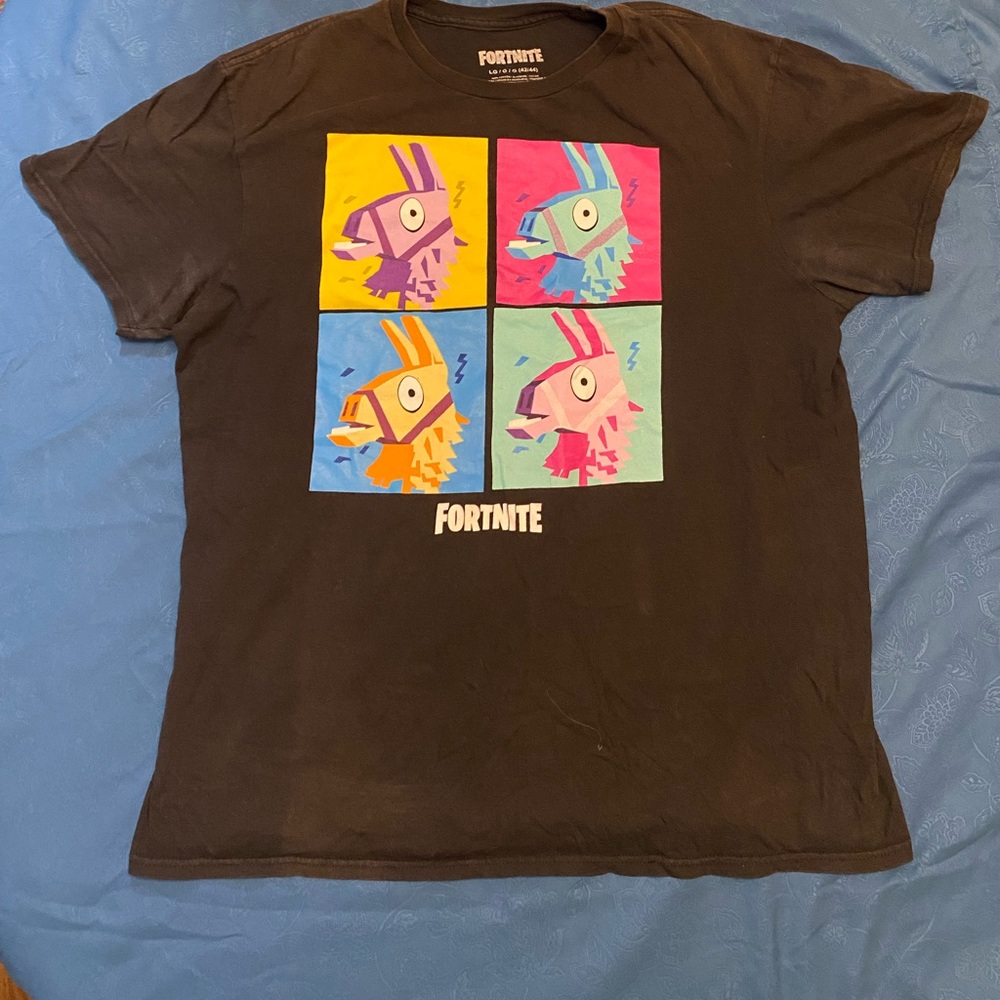 Fortnite T-Shirt Large